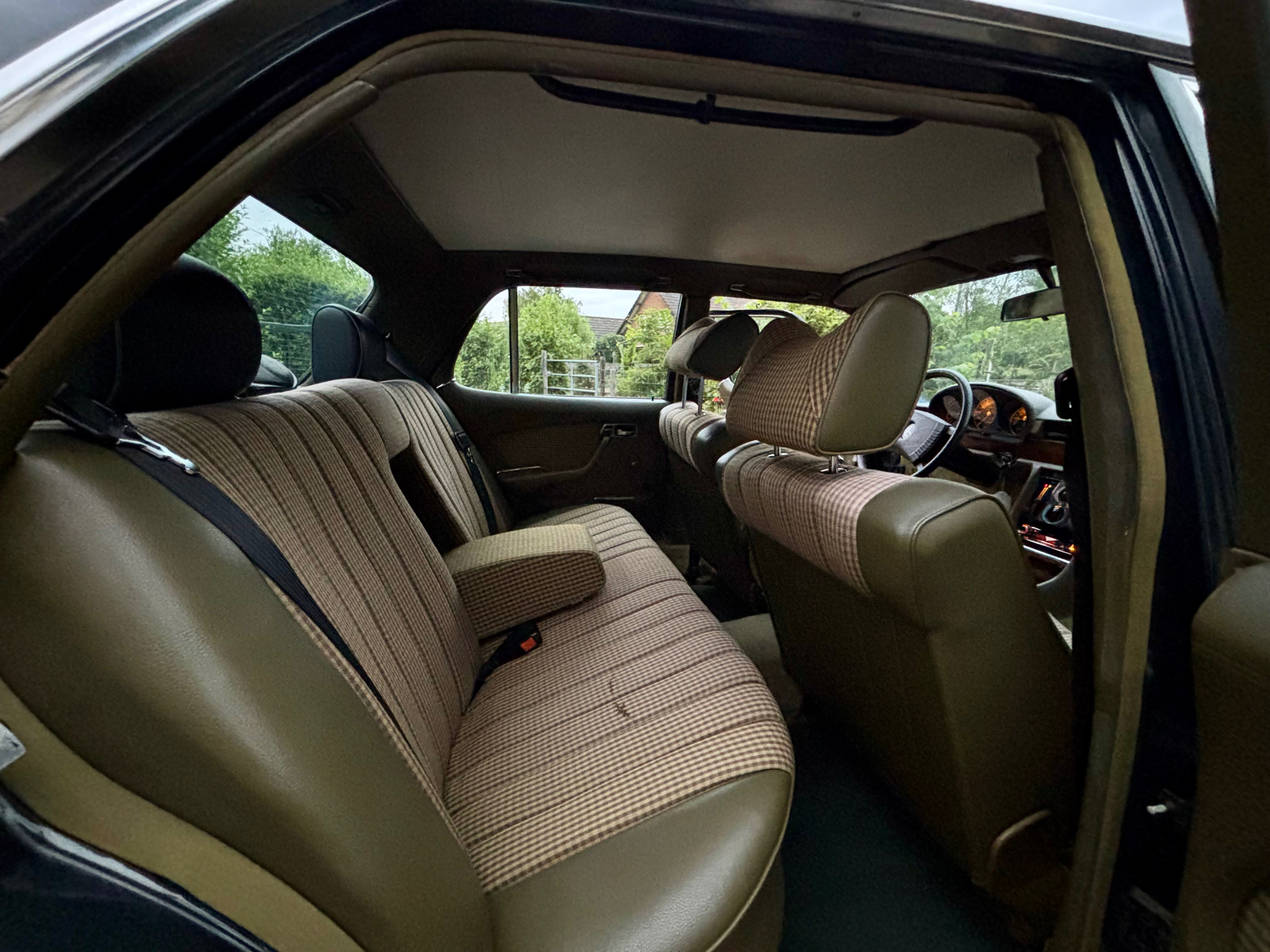 Mercedes 350 S-klasse foto 12